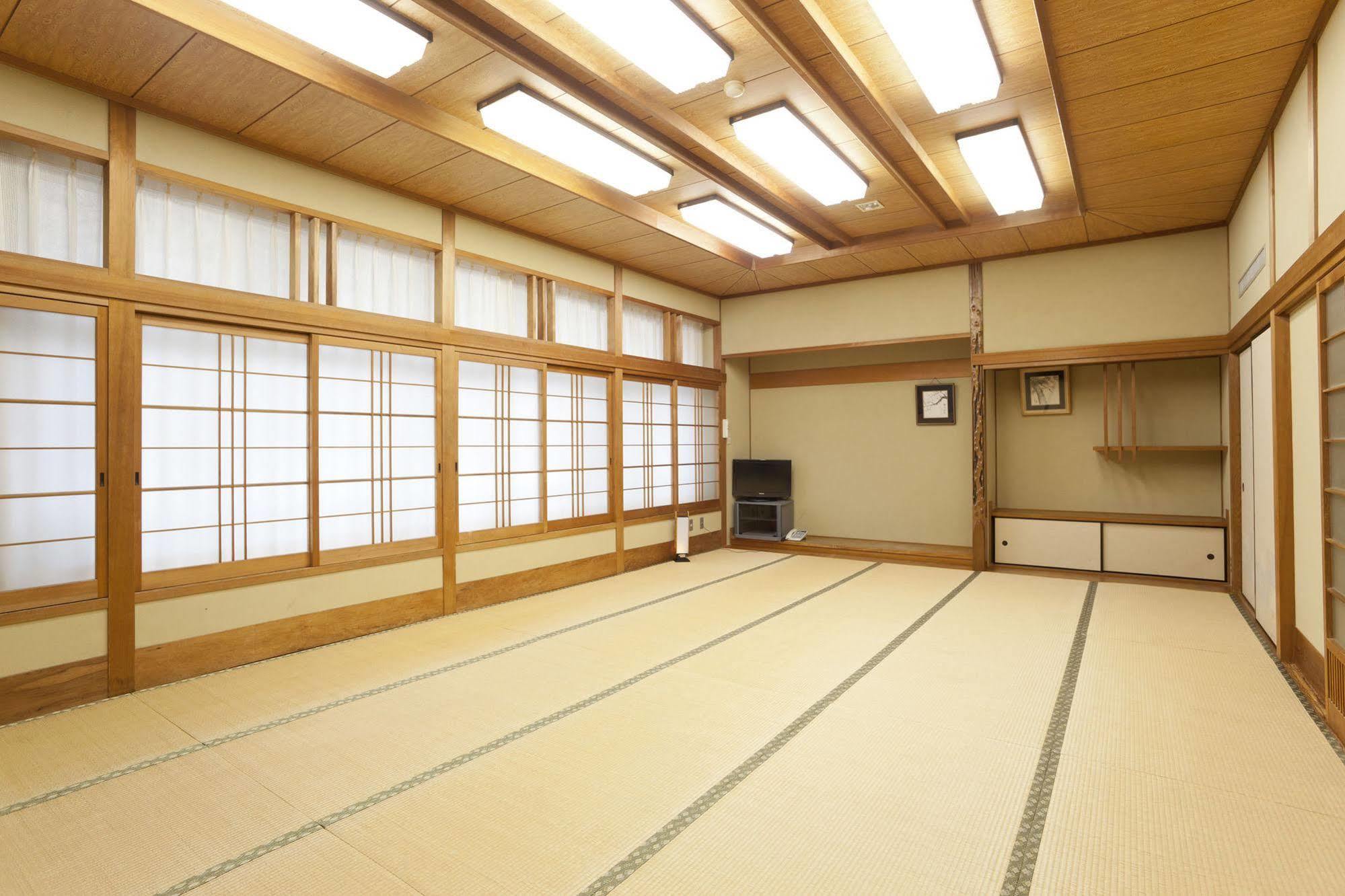 Yuzuruhaso Hotel Minamiawaji Exterior foto
